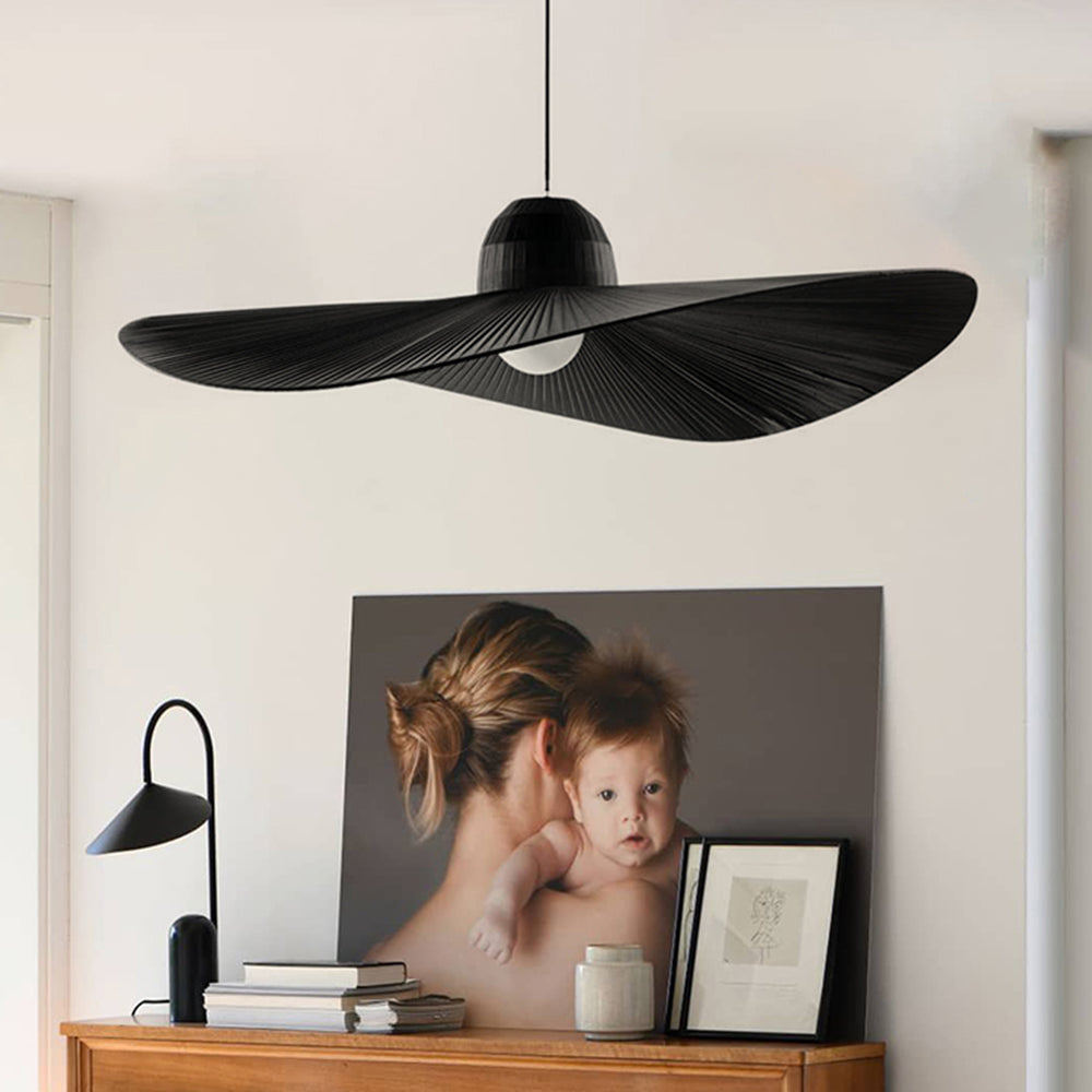 Suspension Vintage Métal Et Tissu Blanc Et Noir Pour Ambiance Douce