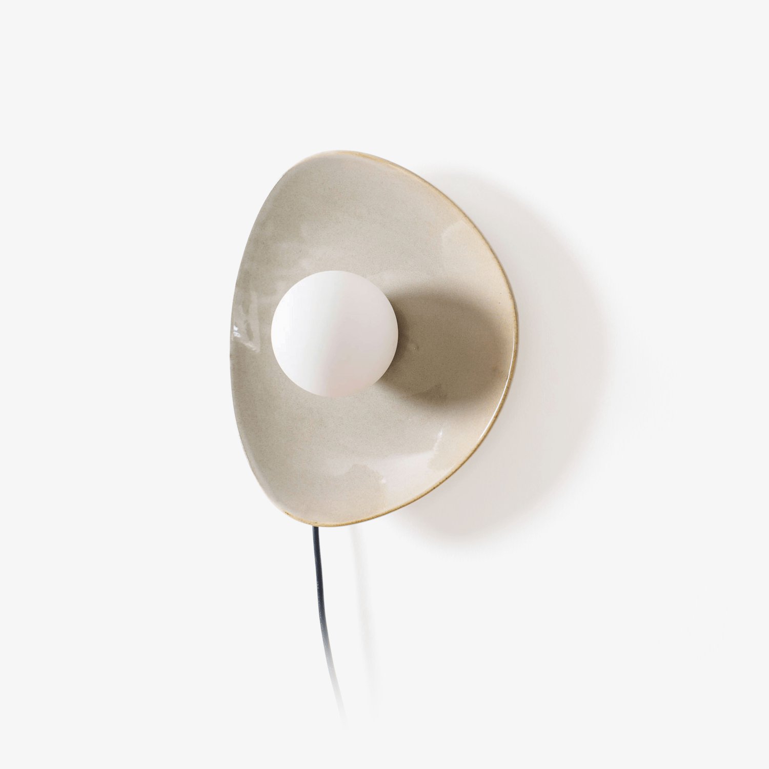 Lampe Murale Plug In En Céramique Et Verre Pour Ambiance Moderne