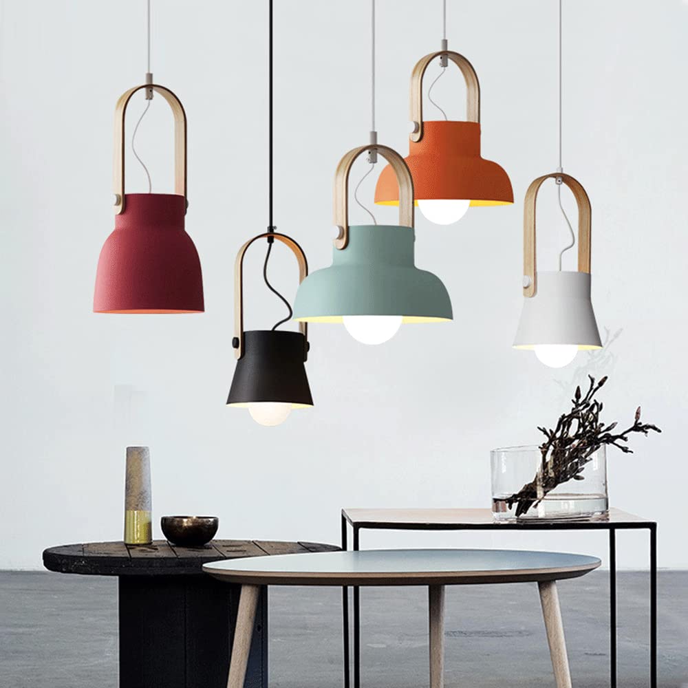 Suspension Vintage Noire Et Orange En Métal Et Bois Ambiance Chambre