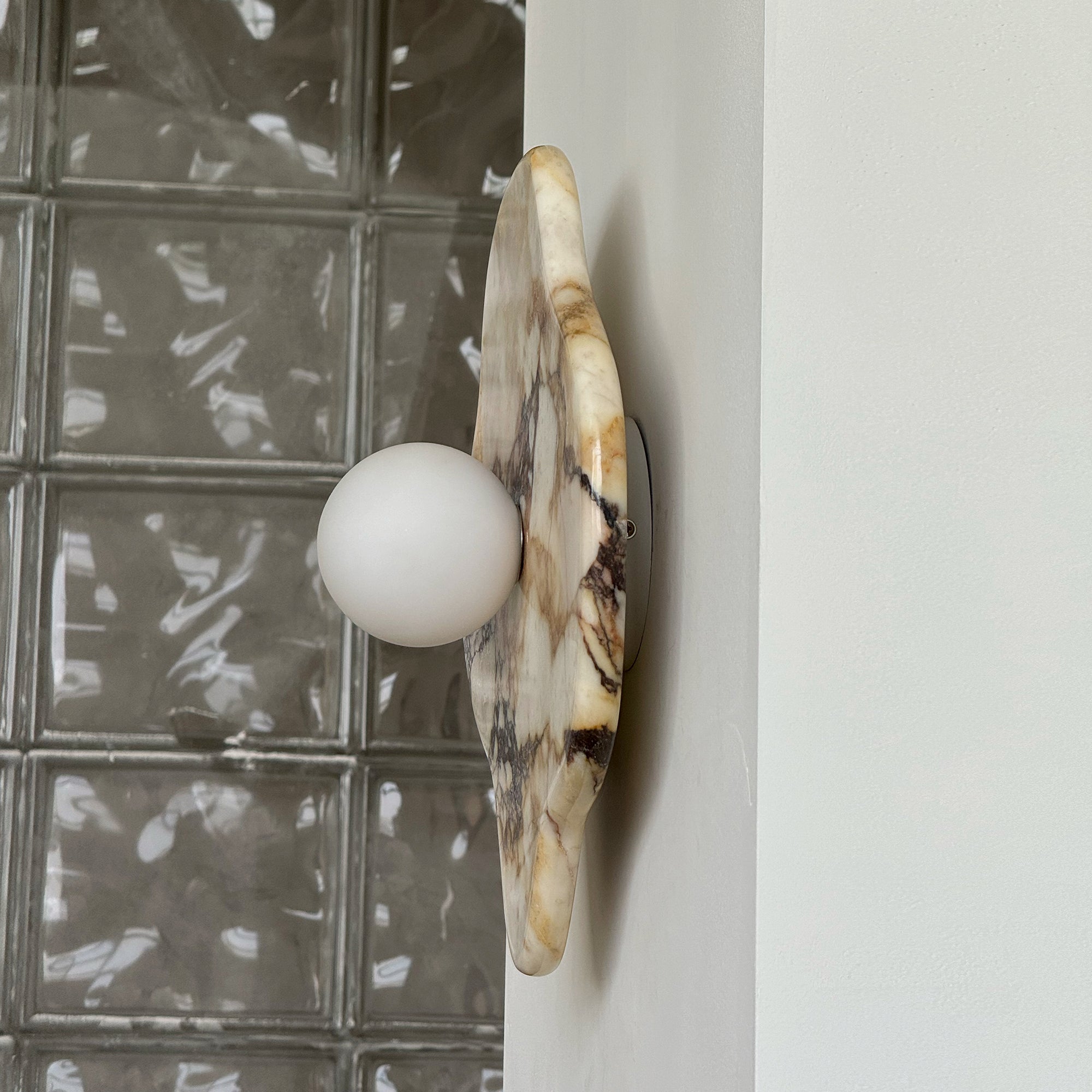 Lampe Murale en Marbre Minimaliste pour Éclairage Raffiné