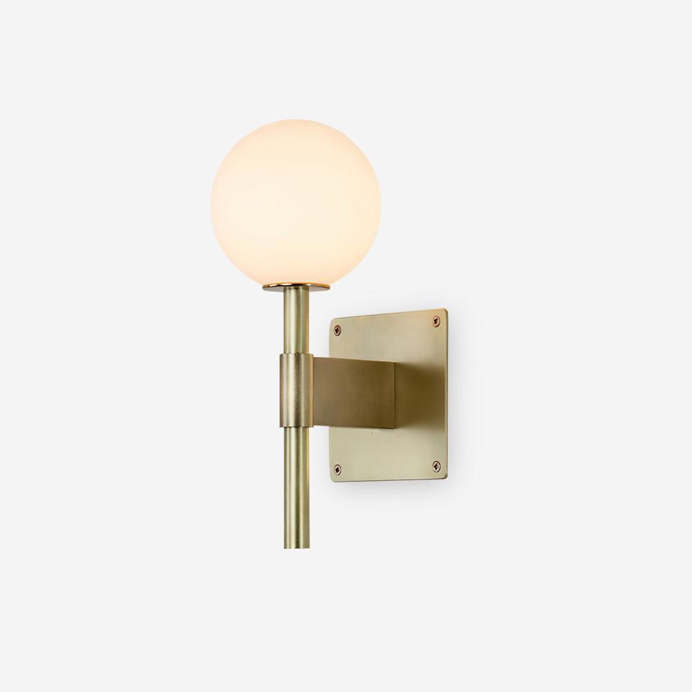 Lampe Murale Moderne En Laiton Avec Globe Verre Dépoli Élégante