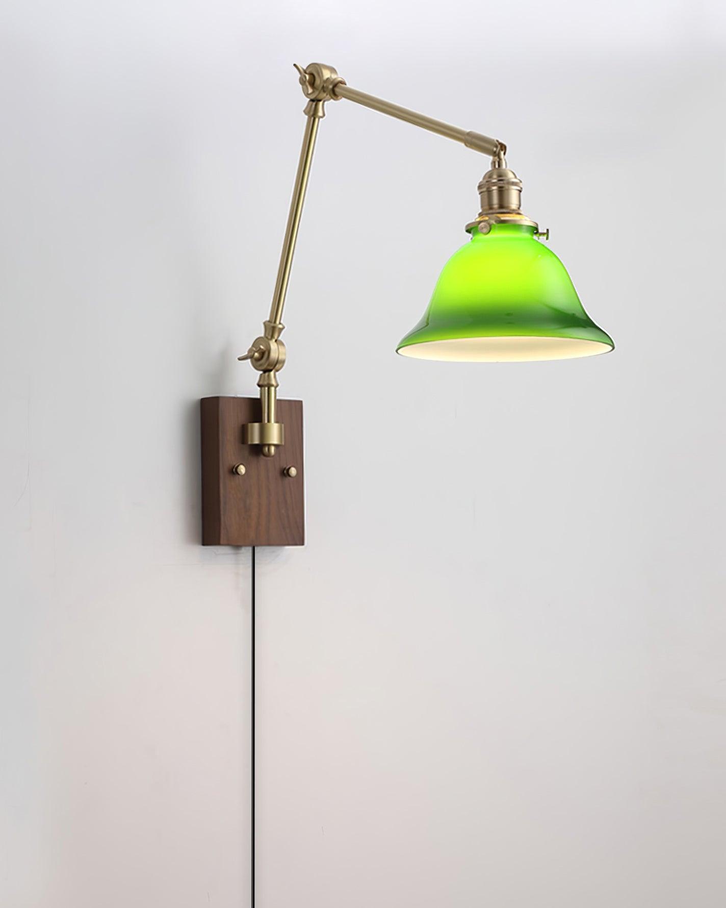 Applique Murale À Éclairage Réglable En Laiton Et Verre Vert