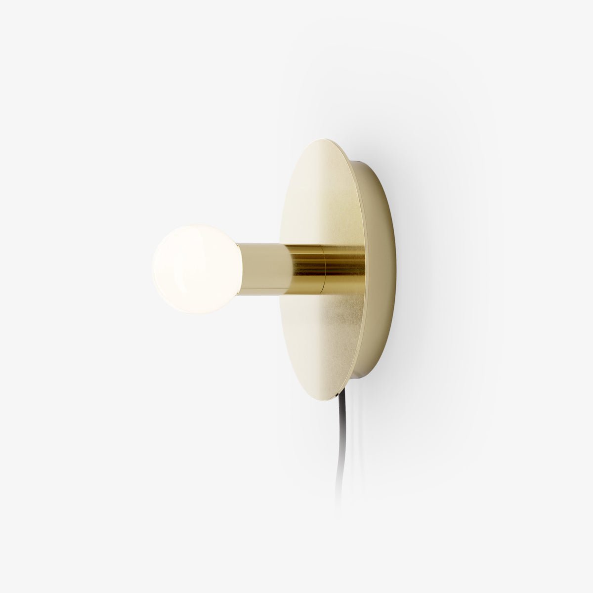 Lampe Murale En Laiton Avec Ampoules Exposées Pour Un Design Géométrique
