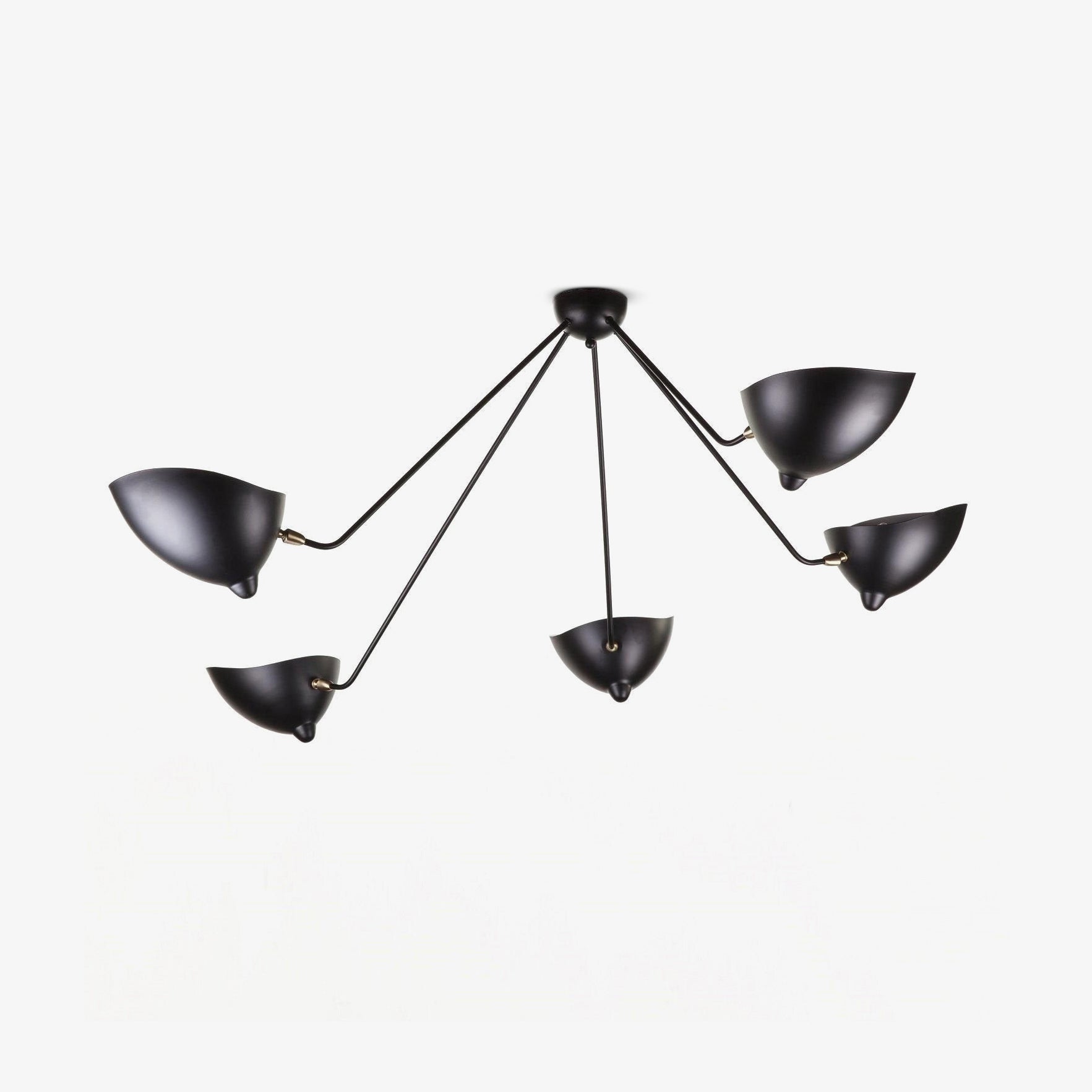 Plafonnier Trois Bras Sculptural Noir Pour Ambiance Moderne
