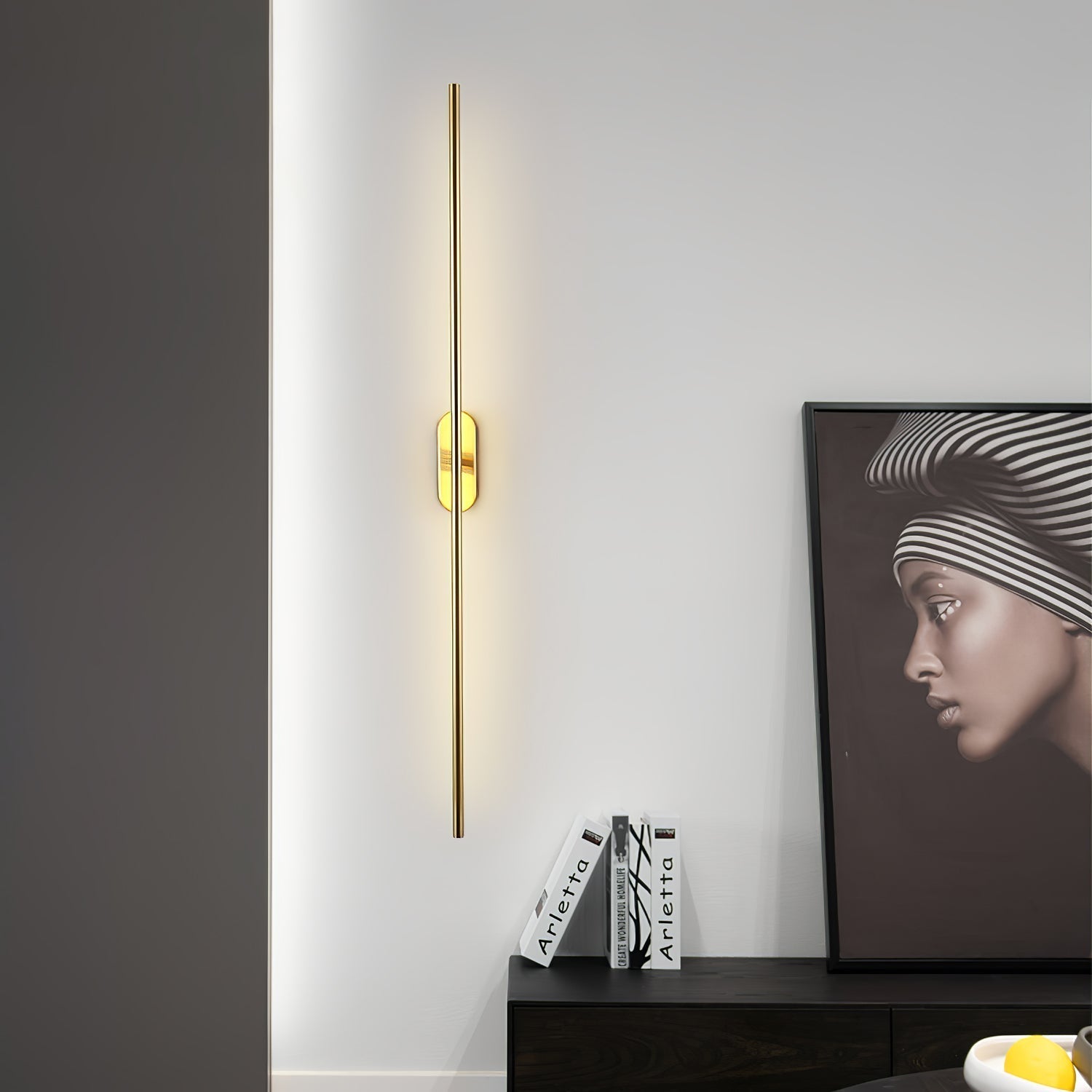 Applique Murale Bâton En Laiton Avec Led Intégrée Et Lumière Réglable