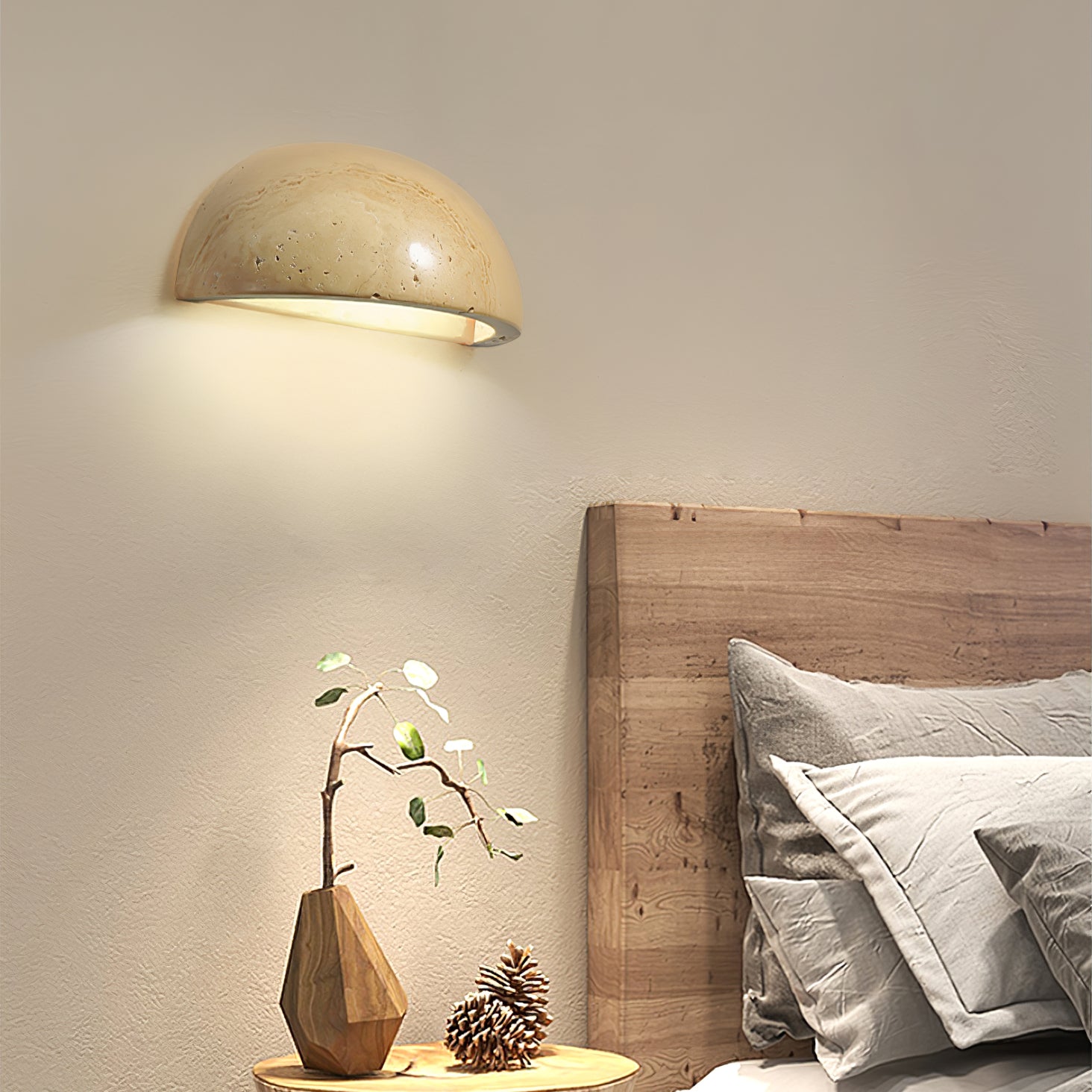 Luminaire Mural Demi-Dôme En Travertin Avec LED Ajustable