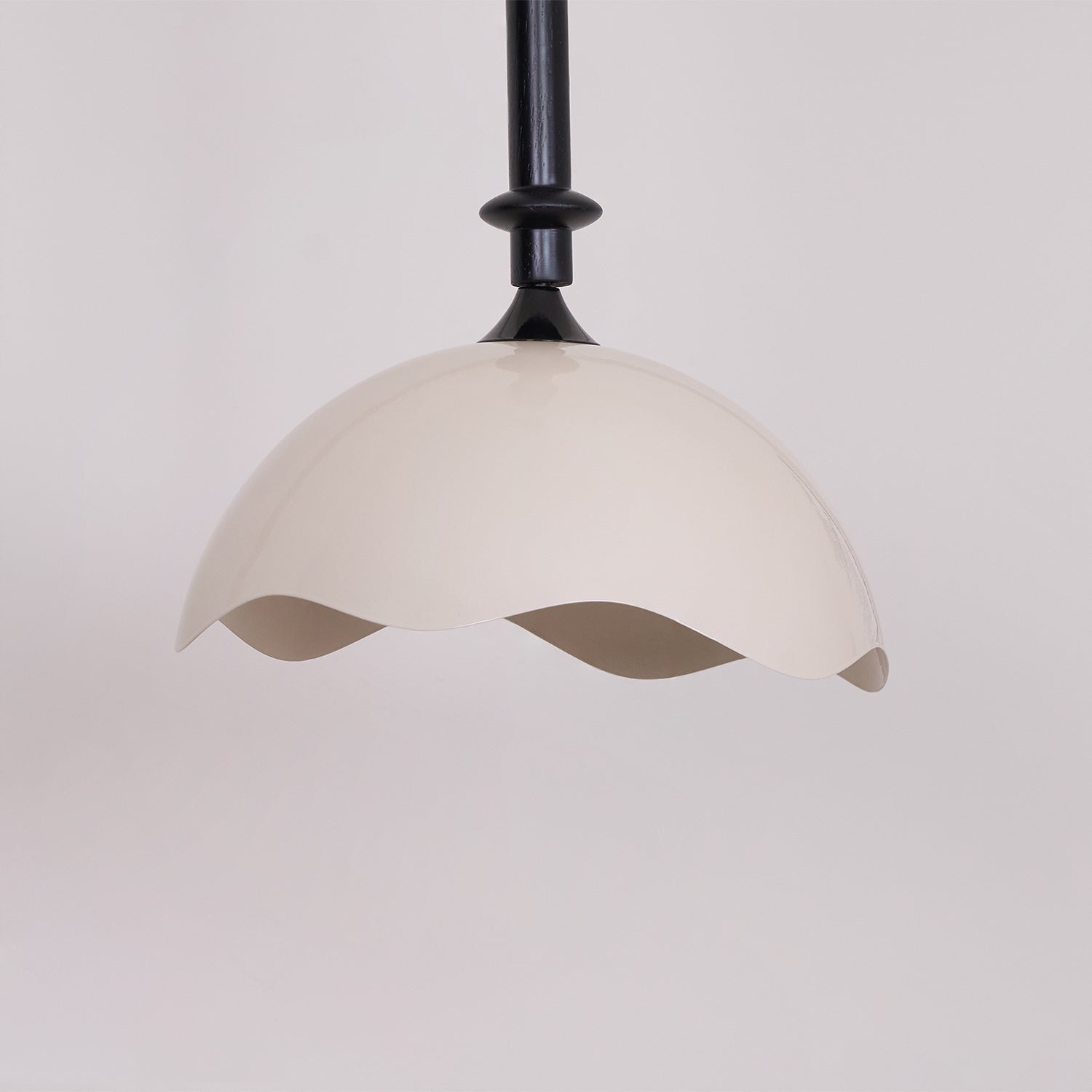 Suspension LED Acrylique Minimaliste Noir Températures Ajustables